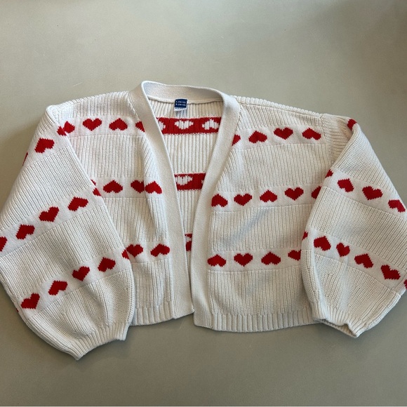 Old Navy Girls heart motif Sweater size 10-12 - Picture 1 of 9